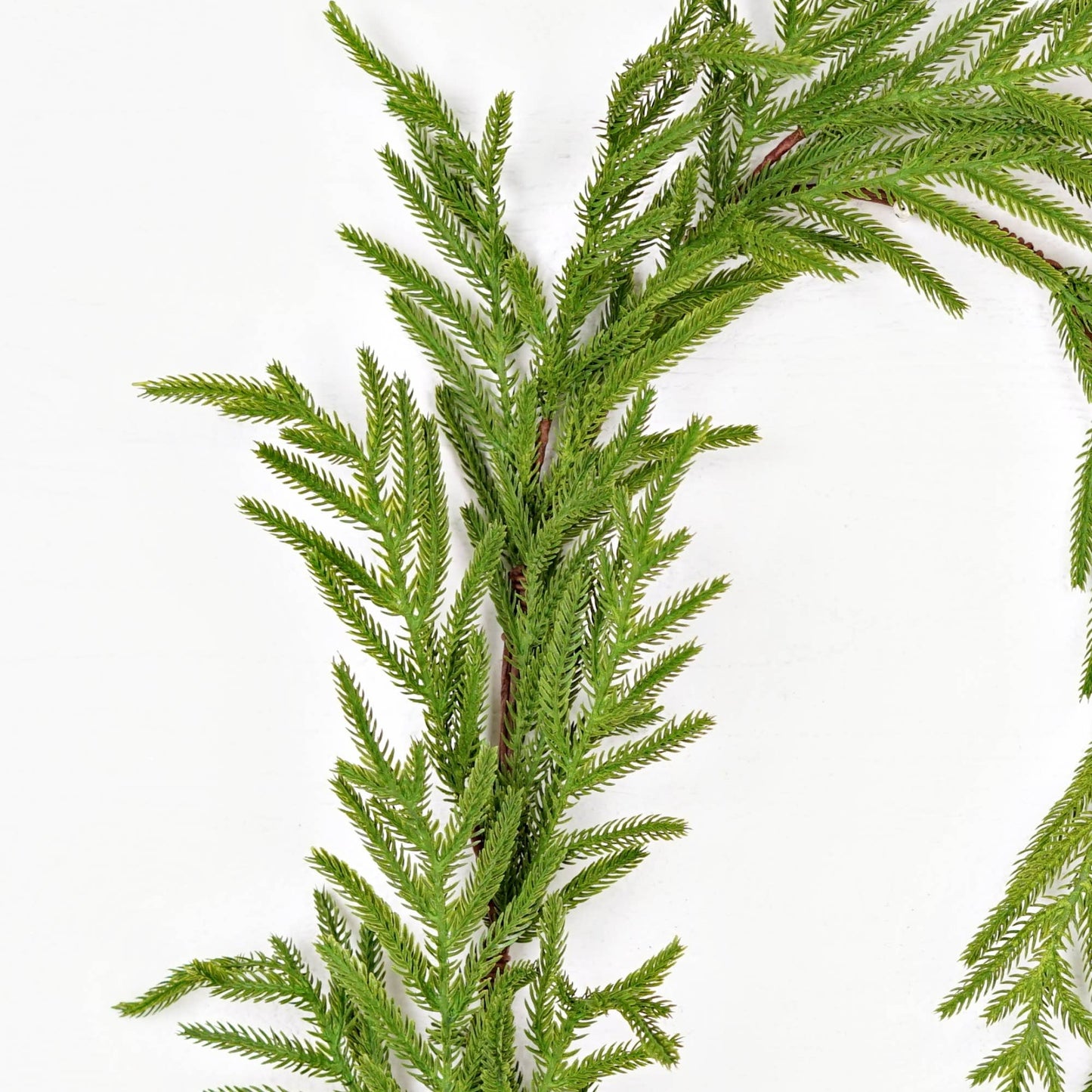 510701- 5ft Garland-Soft Touch Evergreen Norfolk Pine