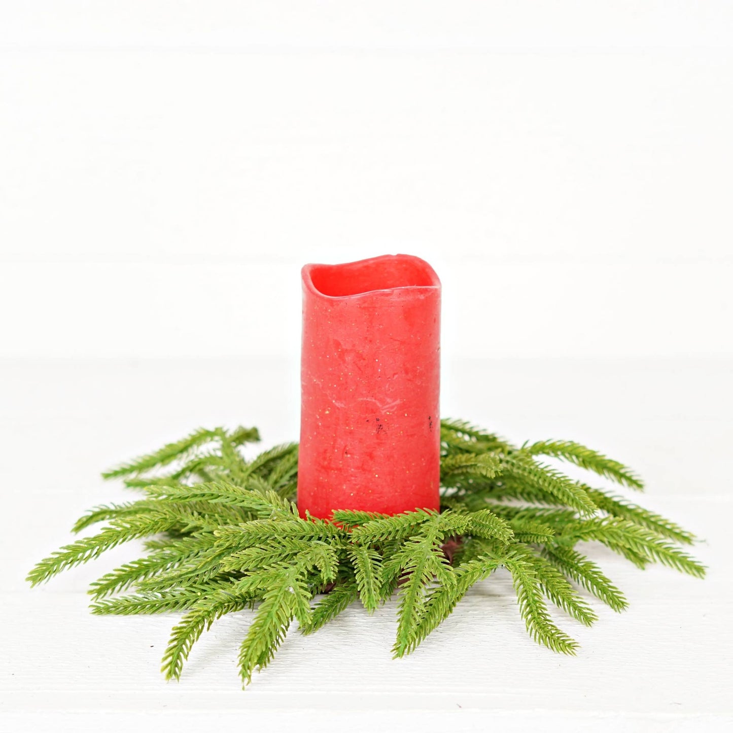 510702- 18in(6.5)Wreath-Soft Touch Evergreen Norfolk Pine-