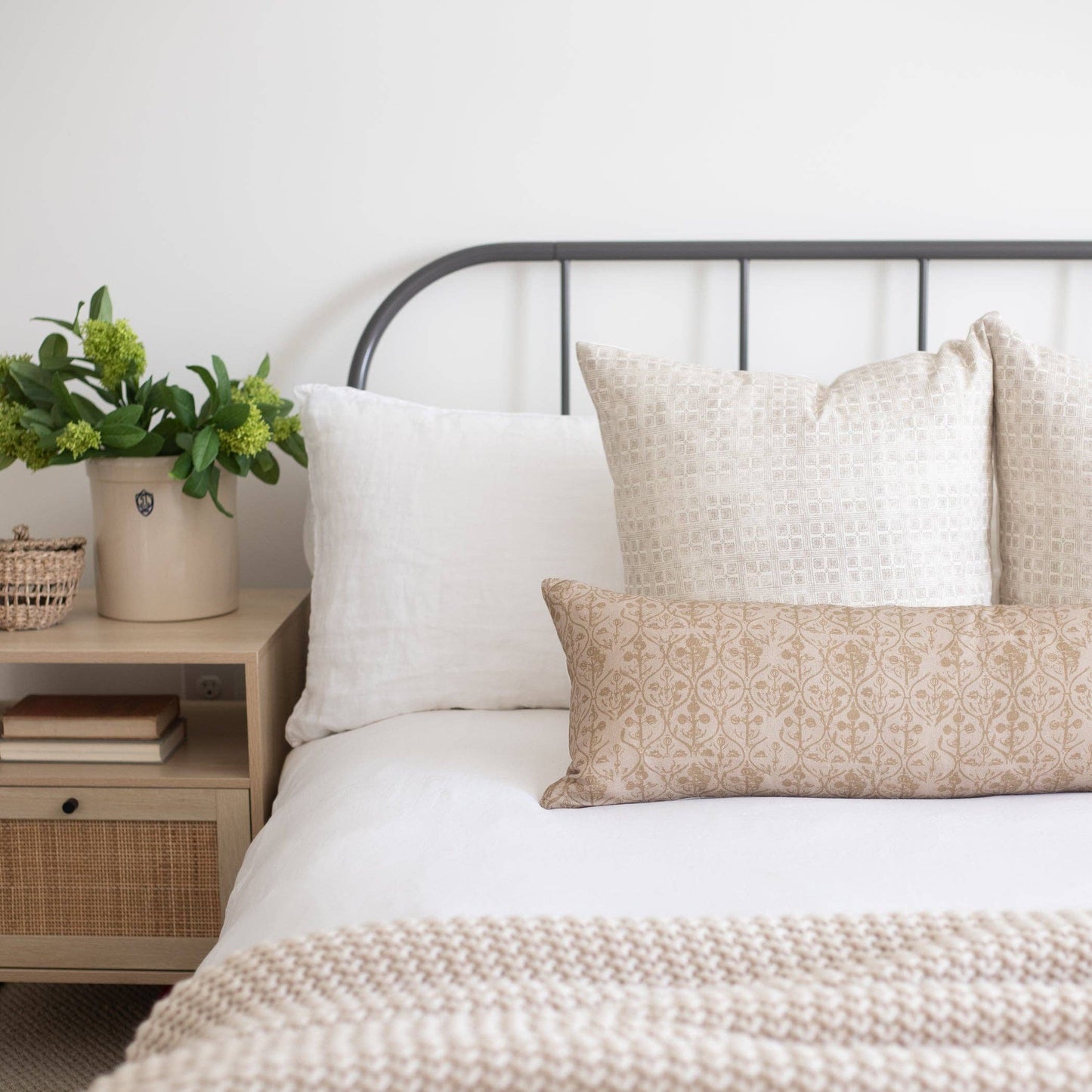 Hourglass Floral - 12x20" 12x40": 12x20"