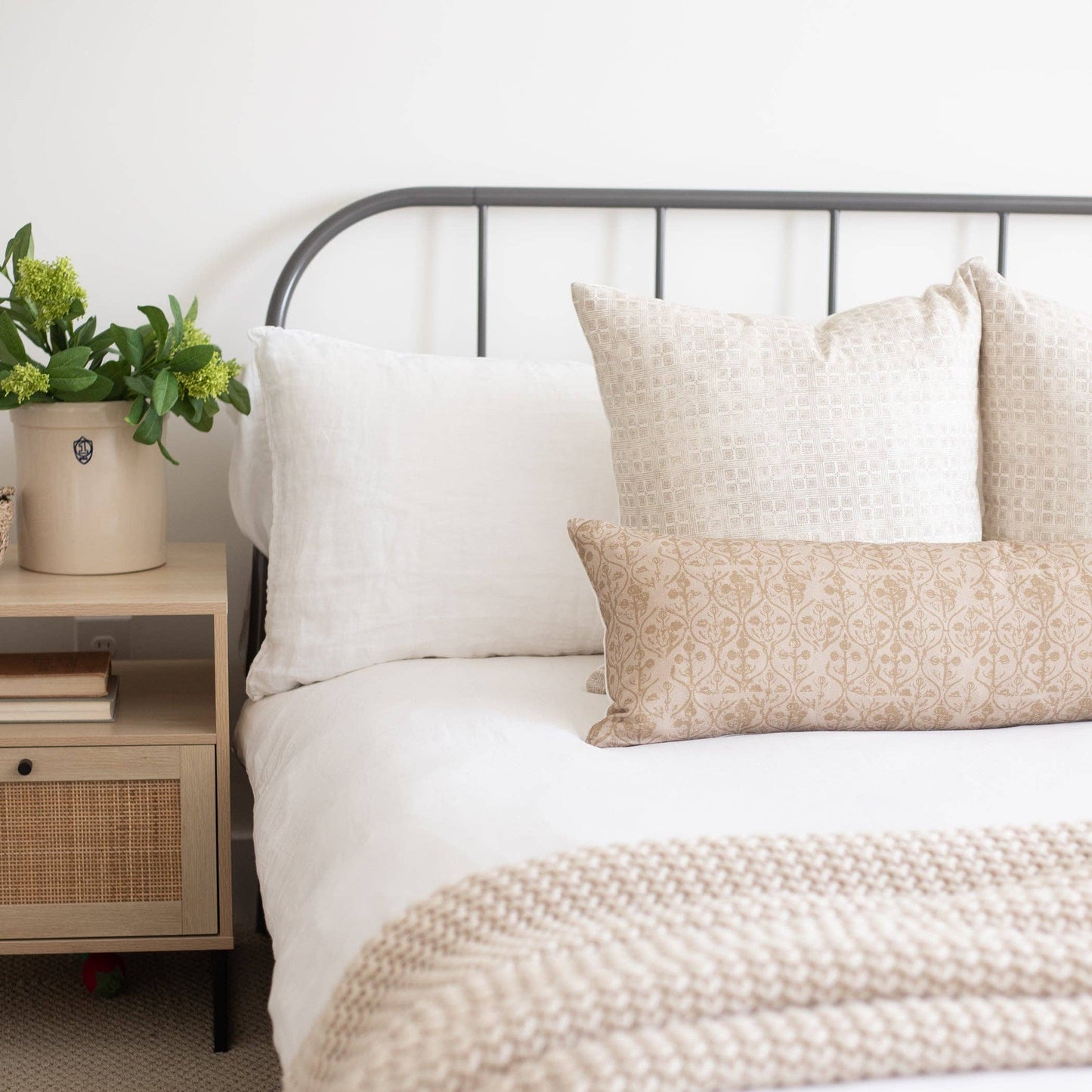 Hourglass Floral - 12x20" 12x40": 12x20"