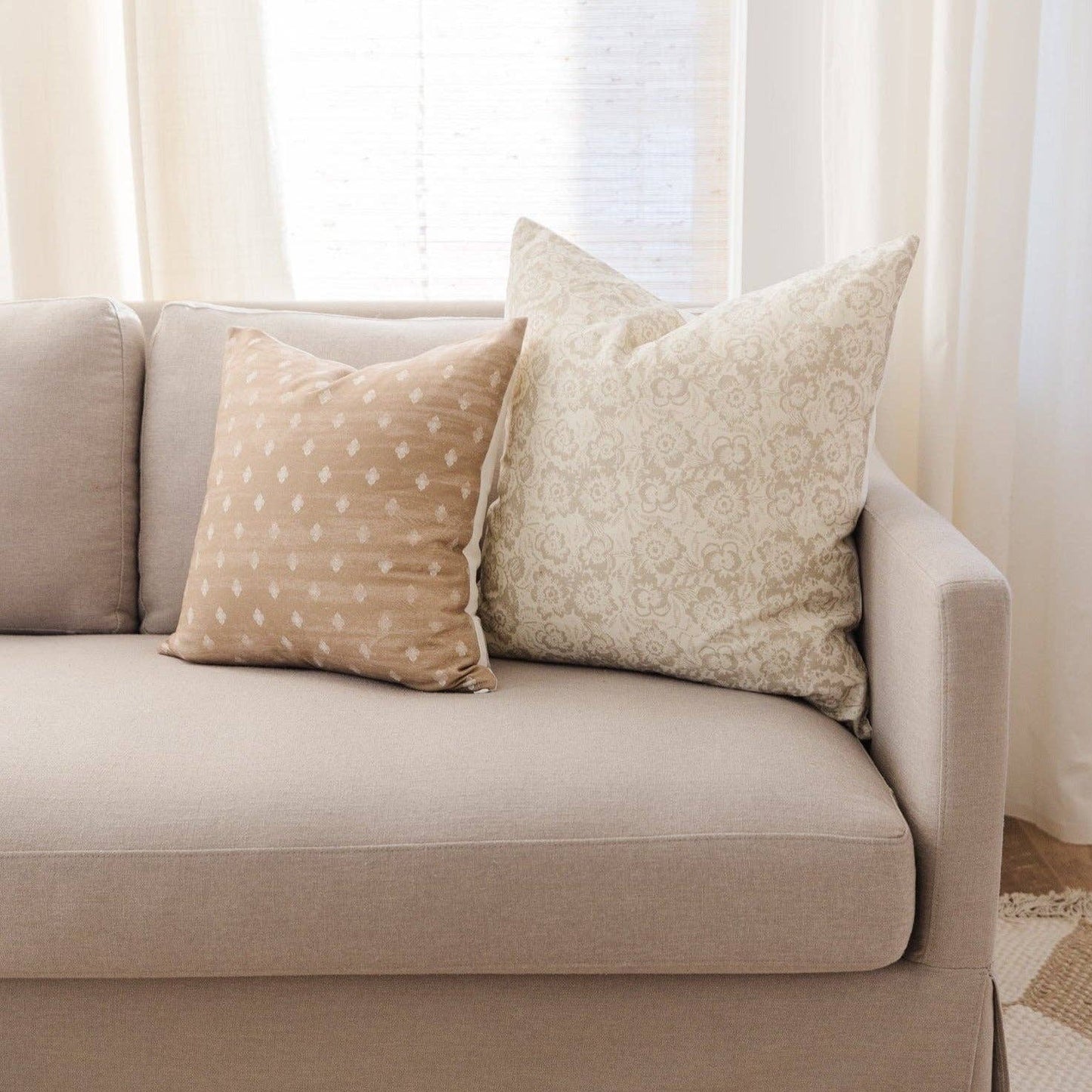 Flora - Pillow Cover - 18" | 22" | 24": 18"