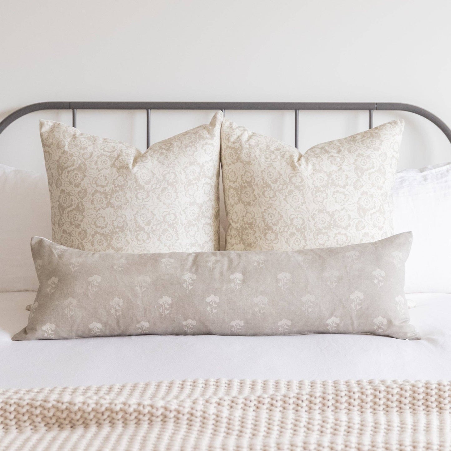 Flora - Pillow Cover - 18" | 22" | 24": 18"