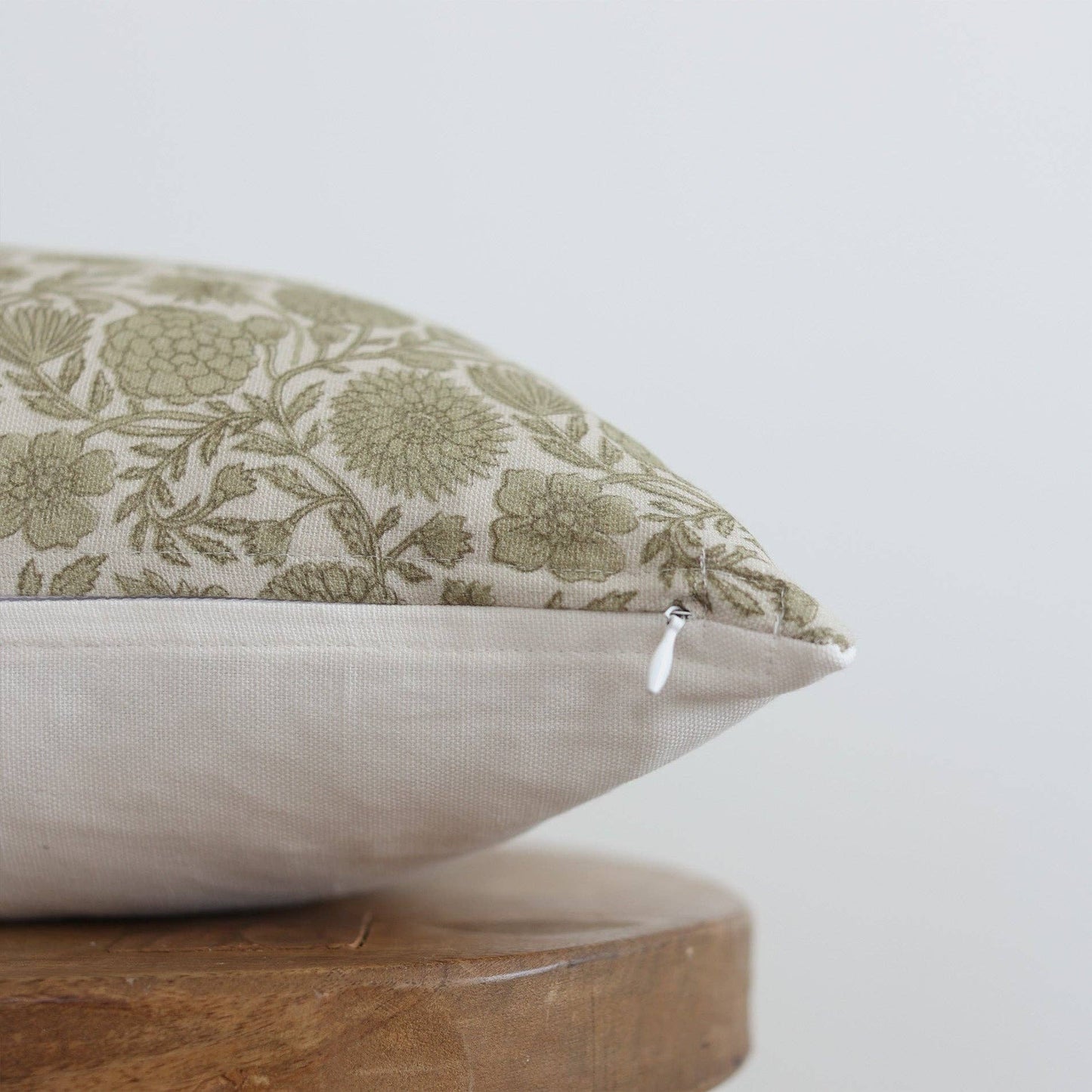 Gracie in Green - Lumbar - 12x20" | 12x40": 12x20"