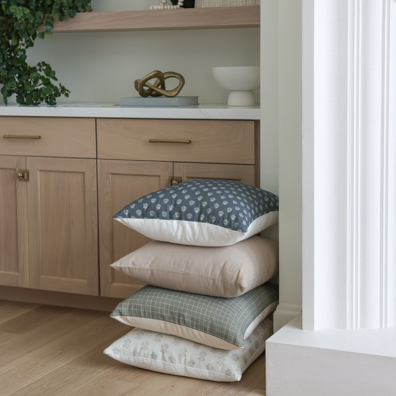 Clay Vintage in Blue - 18" | 22" | 24": 18"