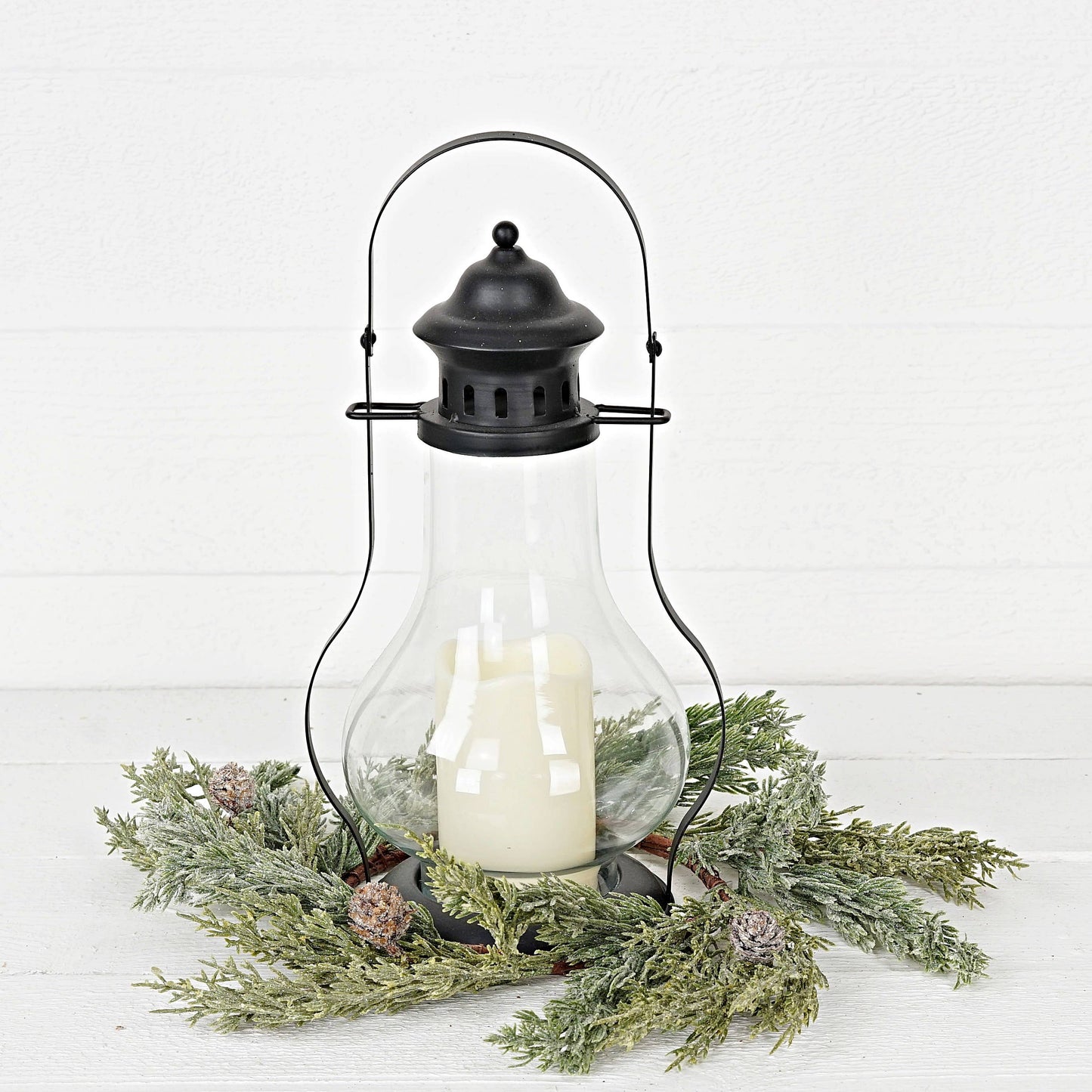 ISB75332- 14in Icy Sparkled Cedar Pine Wreath