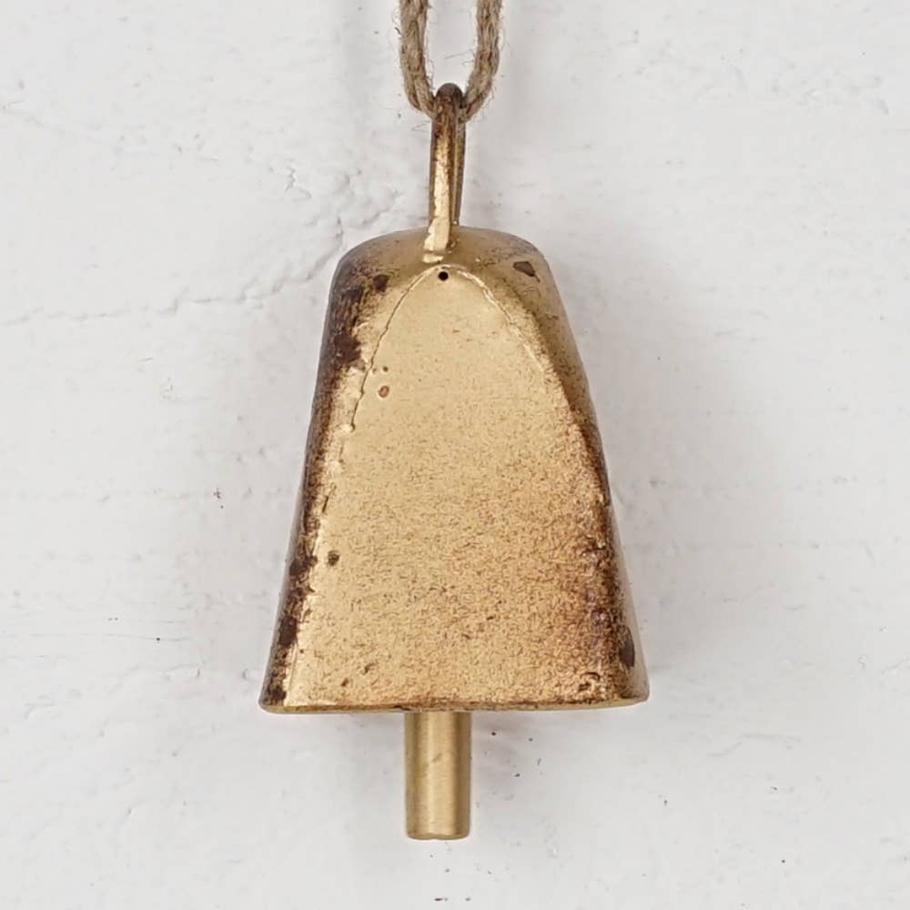 M32505-Vintage Gold Cow Bell w.loop (2.25inD)