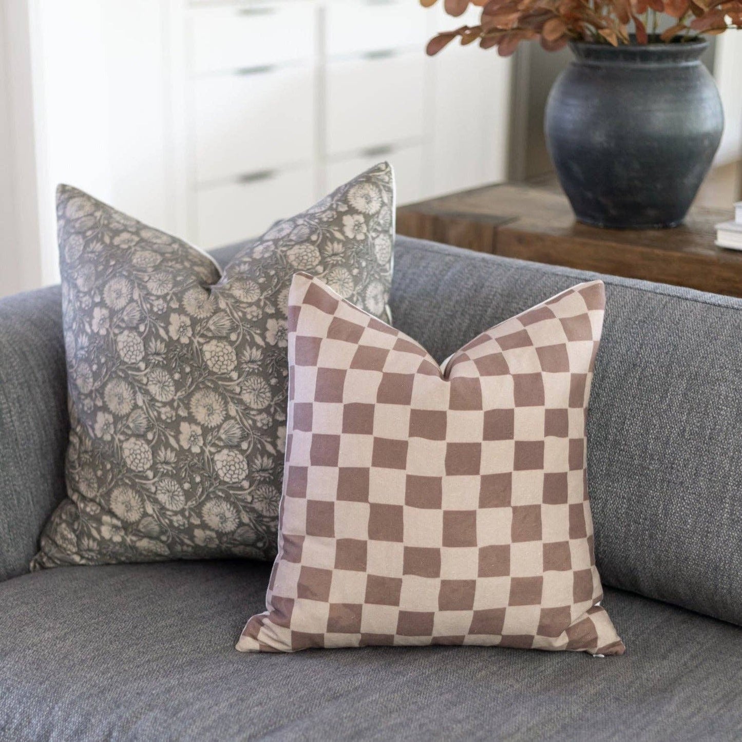 Gracie - 18" | 22": 18"