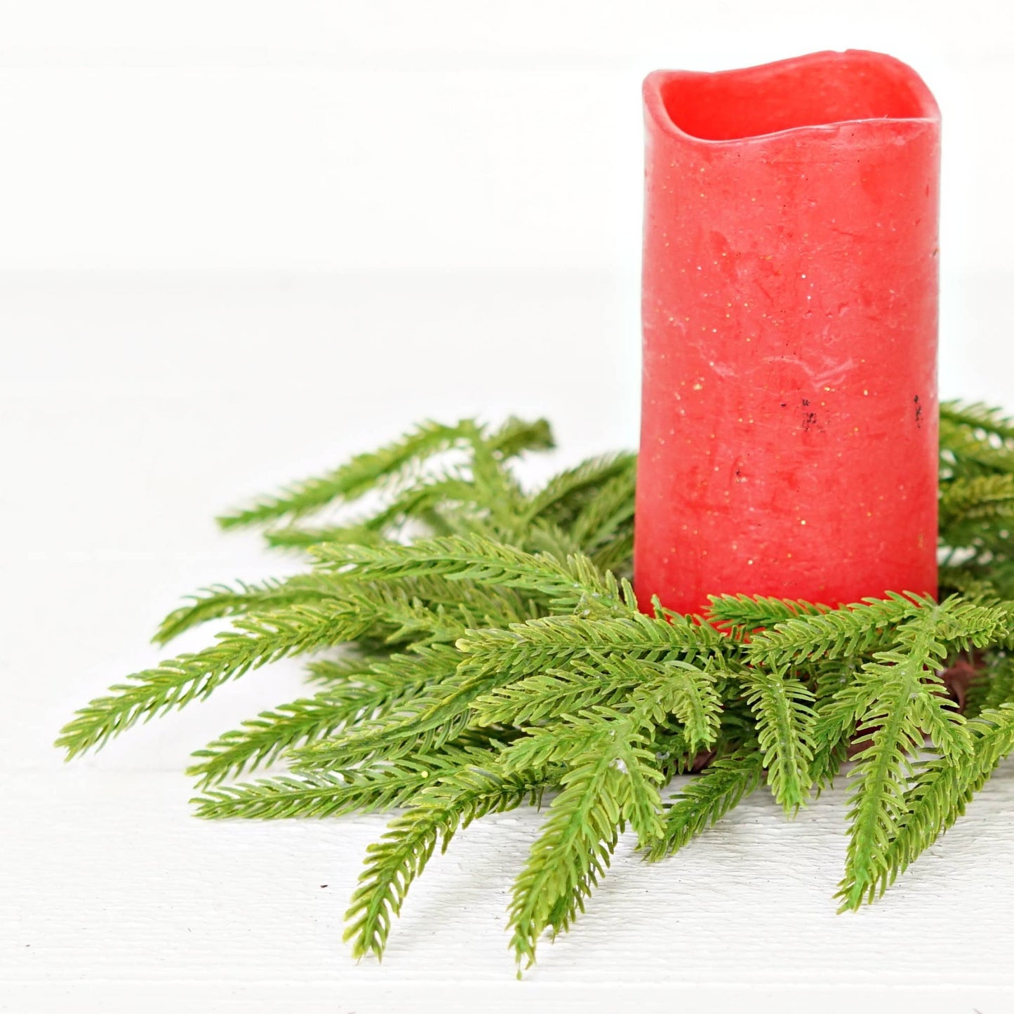 510702- 18in(6.5)Wreath-Soft Touch Evergreen Norfolk Pine-