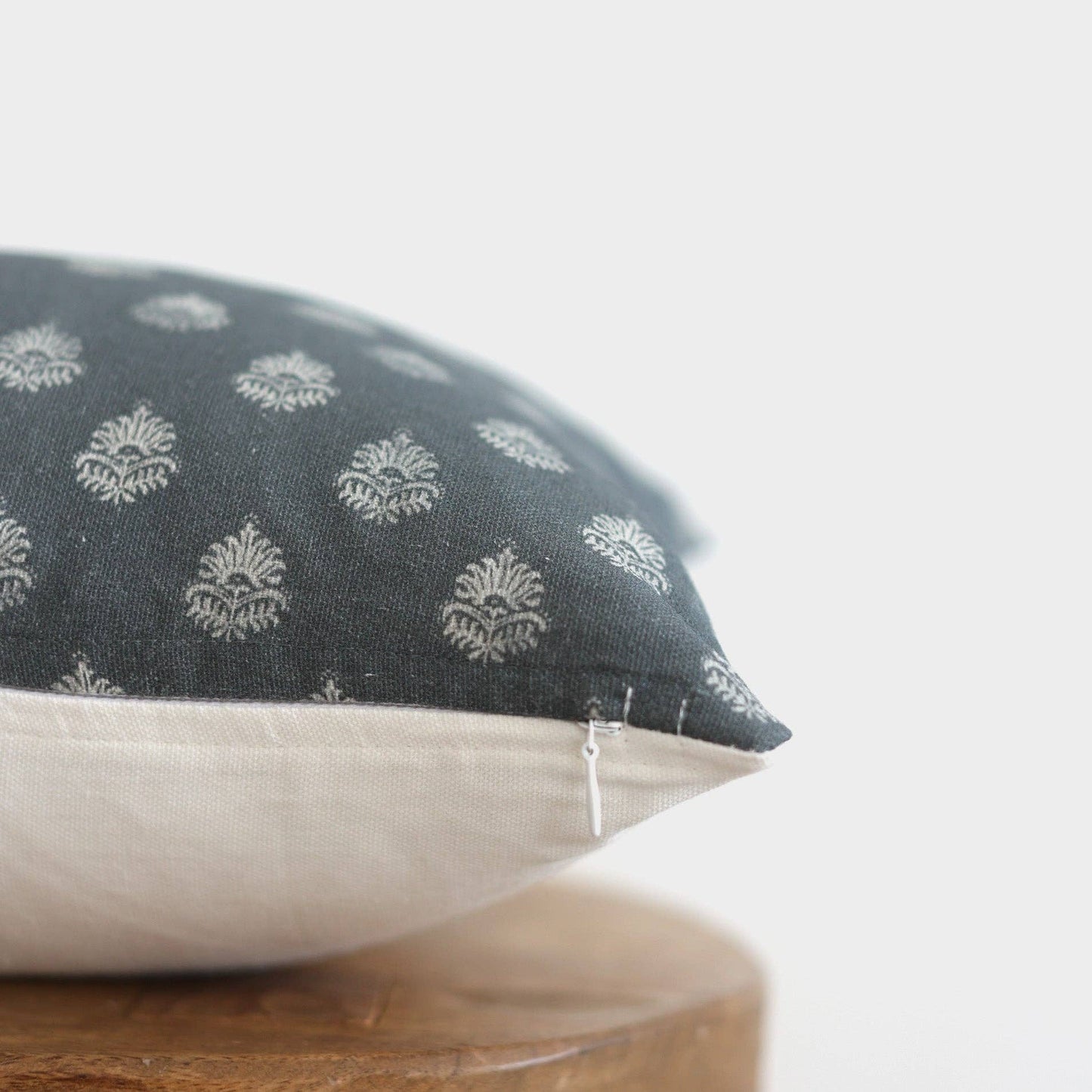 Clay Vintage in Blue - 18" | 22" | 24": 18"