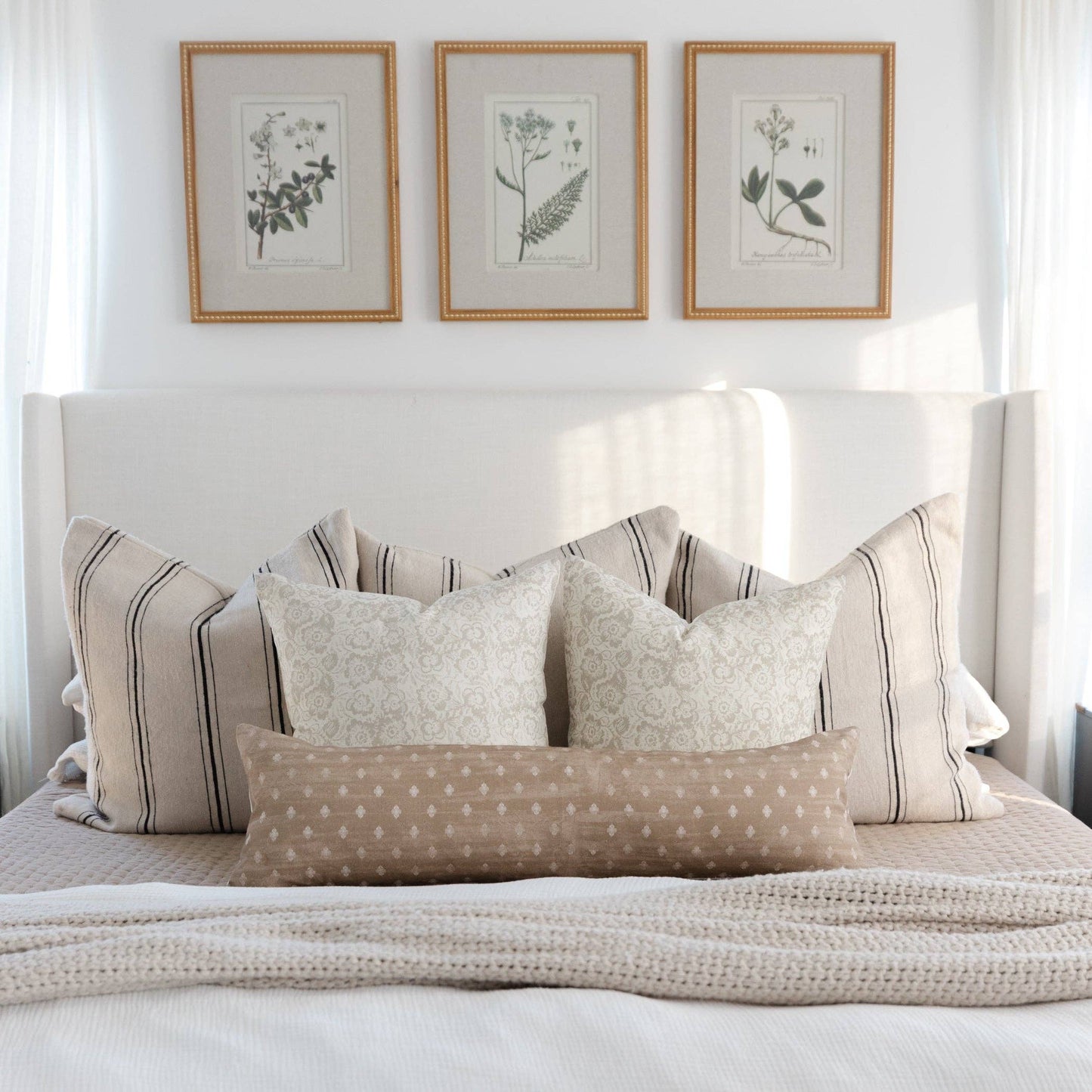 Flora - Pillow Cover - 18" | 22" | 24": 18"