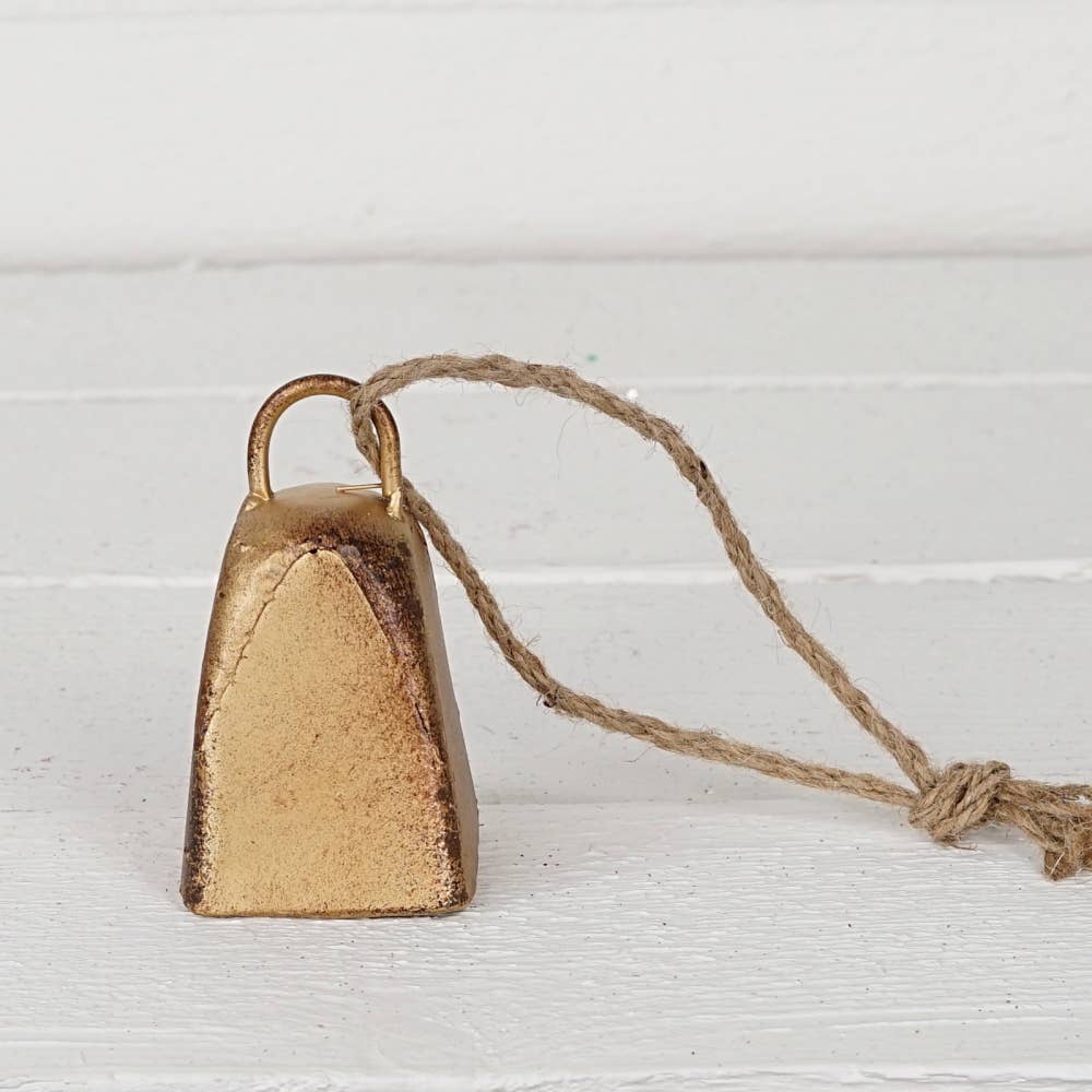 M32505-Vintage Gold Cow Bell w.loop (2.25inD)